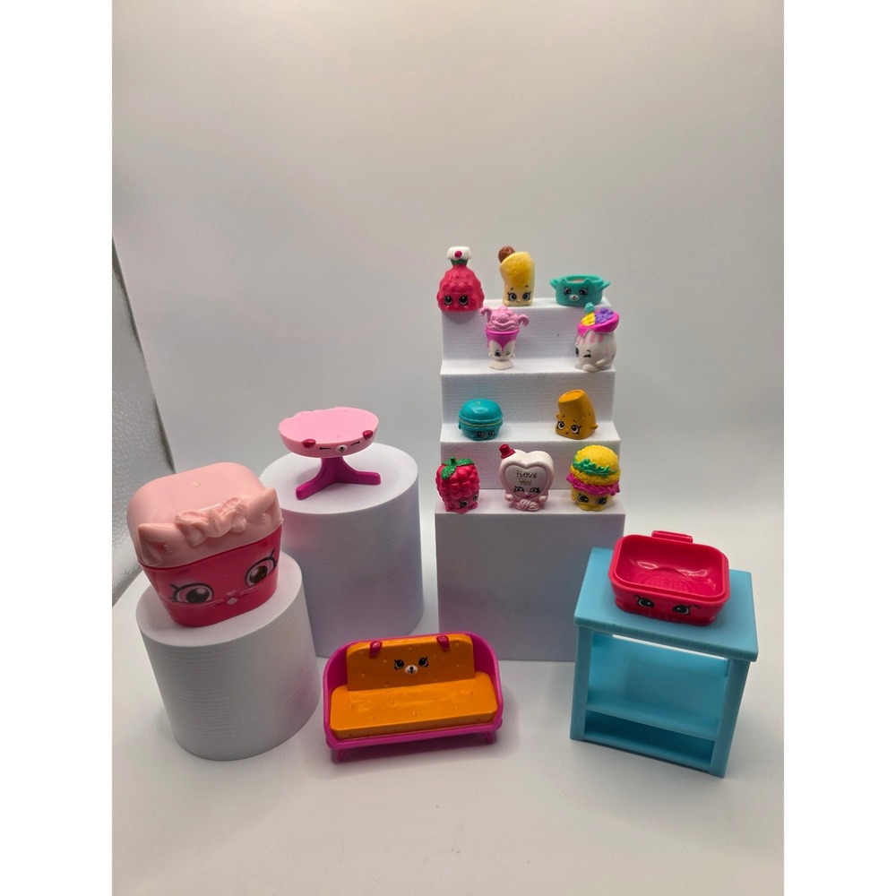 Shopkins Moose Toys Mixed Lot 14pc Figures Furniture Food Pink Cat Sofa Table
